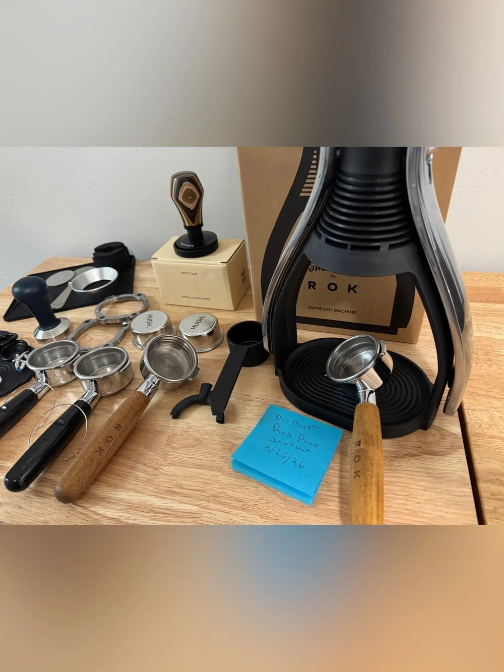 Rok Presso Smartshot with accessories